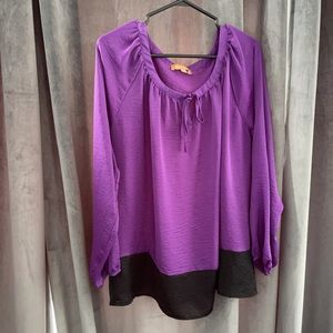 Ellen Tracey silky blouse. Purple and black.
